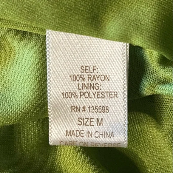 Liberty Love Green and White Floral Mini Dress cute puff sleeves Sz M PTP 15.5 - Picture 5 of 6